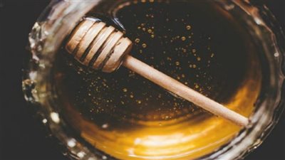 خبيرة: الإفراط بتناول العسل يعقد جدا عملية تخفيض الوزن
