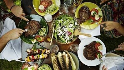 دراسة: تناول الطعام في هذا التوقيت يمكن أن يكون له تأثيرات كارثية