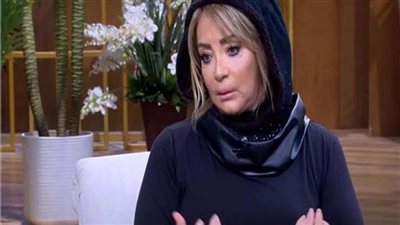  النجمة المصرية شهيرة تنتقد متابعا سخر من 