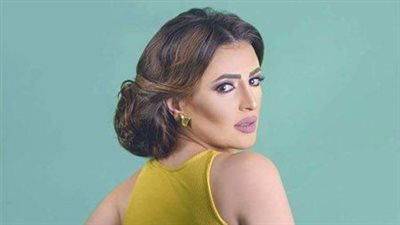 شاهد.. ما قصة الصورة التي نشرتها الفنانة وفاء قمر عبر انستجرام؟