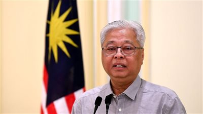  رئيس وزراء ماليزيا يعلن حل البرلمان تمهيدا لانتخابات عامة تجرى الأسابيع القادمة