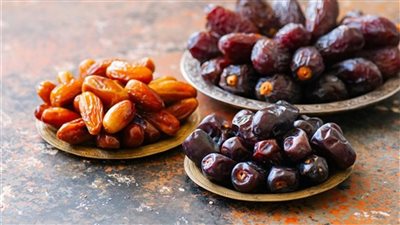 فوائد البلح وأضراره.. خطير لمرضى السمنة والسكر لهذا السبب