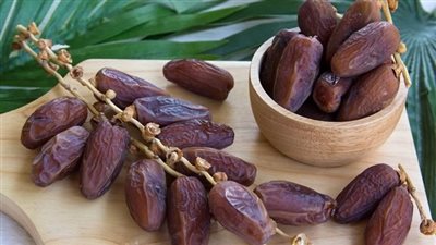 فوائد البلح وأضراره للحامل.. يحقق منافع مذهلة ولكن بشروط    