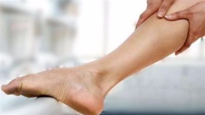 باحثون: تورم الساقين قد يشير إلى مرحلة متقدمة من سرطان المثانة