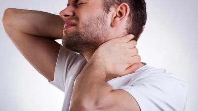 الأسباب الرئيسية حول آلام الرقبة