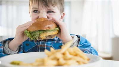 خلال كورونا.. دراسة تكشف عن زيادة مقلقة في وزن الأطفال 