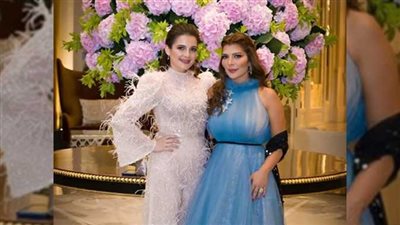 ابنة المطربة السورية أصالة تعلق على ردود الفعل بشأن تغير ملامح والدتها (فيديو)