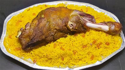 طريقة عمل المندي باللحم الضاني في 10 خطوات فقط - فيديو