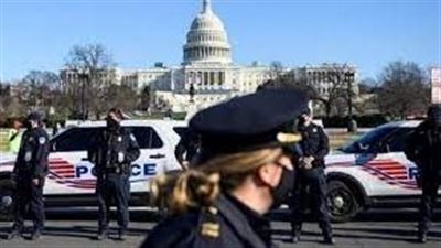 الشرطة الأمريكية تعتقل 150 شخصًا في جامعة نيويورك لدعمهم غزة 