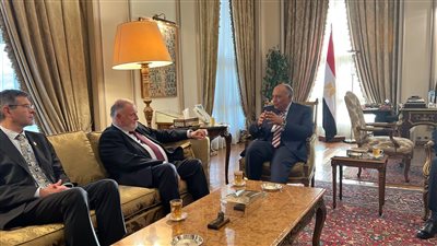 وزير الخارجية يستقبل رئيس المجلس العالمي للمياه