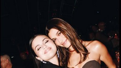 شاهد.. هل قررت النجمة سيلينا جوميز إنهاء خلافها مع هايلي بيبر؟ (صور)