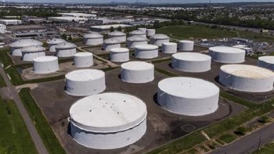  واشنطن تتجه إلى الإفراج عن أكثر من 10 ملايين برميل نفط من مخزونها الاستراتيجي