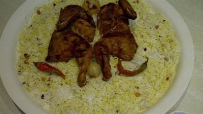 طريقة عمل المندي بوصفة الشيف منال العالم - فيديو