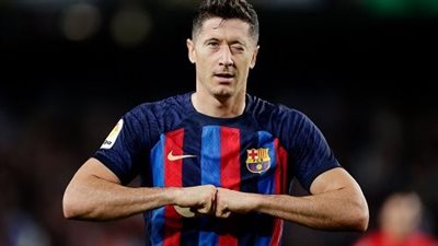  روبرت ليفاندوفسكي يوجه رسالة وداع للفرنسي فرانك ريبيري (صورة)