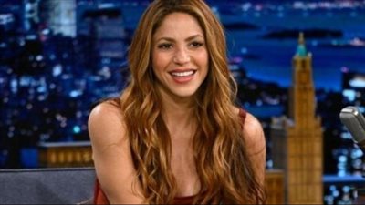  المغنية العالمية شاكيرا تتصدر موقع الفيديوهات الأشهر يوتيوب (فيديو)