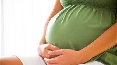 كيف تعتنين بجنينك؟.. بثمانية أكواب من الماء حافظى على هدية حياتك