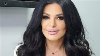 الإعلامية اللبنانية نضال الأحمدية تعقب على أزمة الفنانة المصرية شيرين عبدالوهاب