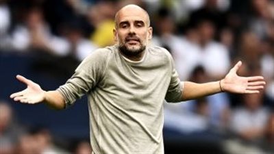  مشجعو مانشستر سيتي يعربون عن عدم رضاهم من قرار الإسباني بيب جوارديولا بشأن محرز 