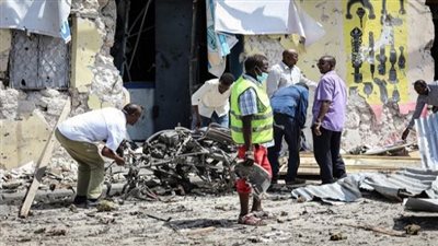 الصومال.. اقتحام سيارة مليئة بالمتفجرات بوابة فندق بعد إطلاق نار