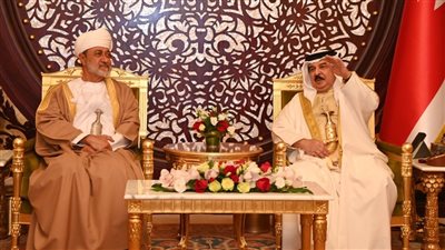 سُلطان عُمان يلتقي بملك البحرين
