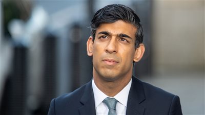 بعد انسحاب موردنت.. السياسي الشاب ريشي سوناك رئيسا لوزراء بريطانيا