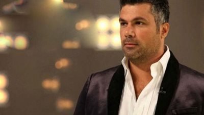 الفنان اللبناني فارس كرم يوثق لحظة ميلاد طفله الثاني