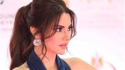  الفنانة التونسية درة تجذب الأنظار بعد تألقها في مسلسل 