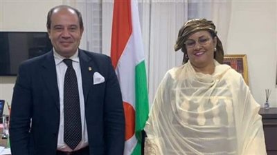 السفير المصري يلتقي السيدة الأولى في جمهورية النيجر
