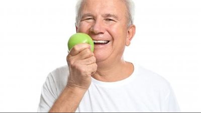  الرابطة الألمانية لأطباء الأسنان تطلق توصيات لكبار السن 