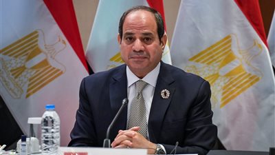 مصر.. الكشف عن أهمية توجيهات السيسي بمنح الرخصة الذهبية للمستثمرين