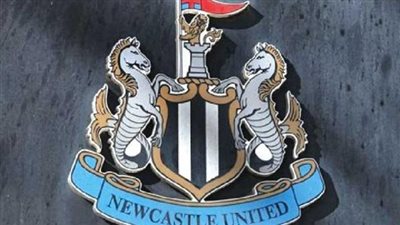 بعد فوز نيوكاسل يونايتد الأخير وتصدره محركات البحث.. من هو مدرب حراس الفريق؟