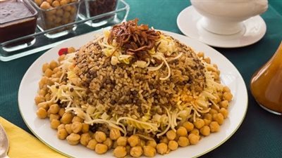 طريقة عمل الكشري منال العالم… 10 أسرار لتحضيره مثل المحلات