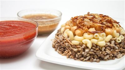 طريقة الكشري بقدر واحد.. وصفة موفرة للوقت والمجهود - فيديو