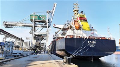 ماذا بعد تعليق روسيا المشاركة في اتفاق تصدير الحبوب؟