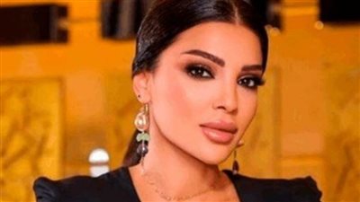 النجمة اللبنانية دينا حايك تكشف عن تفاصيل إصابتها بسرطان الثدي