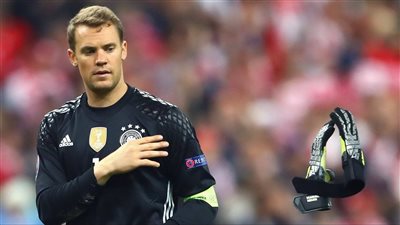 موقف مانويل نوير من مونديال قطر بعد إصابته بسرطان الجلد