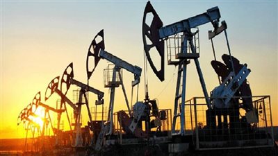 أسعار النفط ترتفع مع هبوط نسب المخزون الأمريكي من الخام 