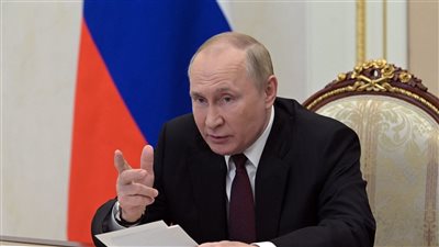 بسبب تصنيف أزعجها.. لماذا ضربت روسيا موقع البرلمان الأوروبي؟