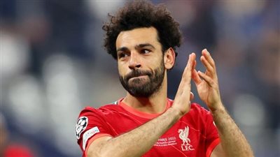محمد صلاح يحصد جائزة 