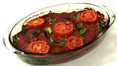 مدة طهي المسقعه بالفرن؟.. احترسي من حرقها 