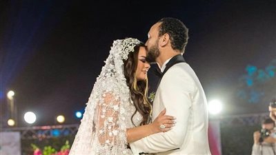  الفنانة المصرية هنادي مهنا تحتفل بالذكرى السنوية الثانية لزواجها من أحمد خالد صالح (صور)