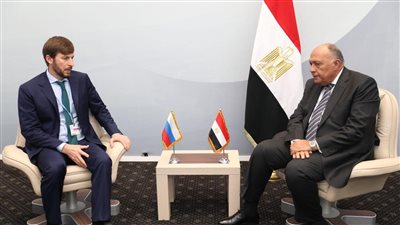 شكرى يستقبل مبعوث المناخ الروسي ونائب وزير البيئة التركي