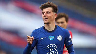 ماسون ماونت نجم تشيلسي يمثل تهديدا لإدارة النادي داخل قلعة 