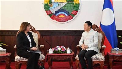 وزير خارجية جمهورية لاوس الشعبية الديموقراطية يستقبل السفيرة المصرية غير المقيمة في لاوس