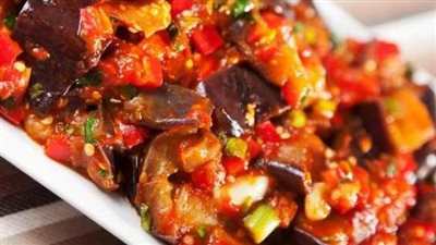 كيف اعمل مسقعة الباذنجان؟.. سهلة في التحضير