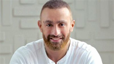  أحمد السقا يعود إلى خشبة المسرح بعد غياب استمر 19 عاما منذ آخر مسرحية له