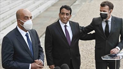 المنفي يبحث العلاقات الثنائية مع ماكرون في باريس