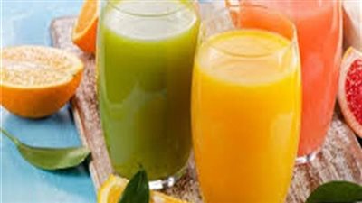 مشروبات لتقوية المناعة عند الأطفال.. الليمون والطماطم