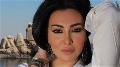 الفنانان ميرهان حسين وكريم عفيفى يتصدران التريند.. ما القصة؟ (فيديو)