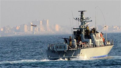 فلسطين.. قوات الاحتلال تستهدف الصيادين الفلسطينيين في قطاع غزة